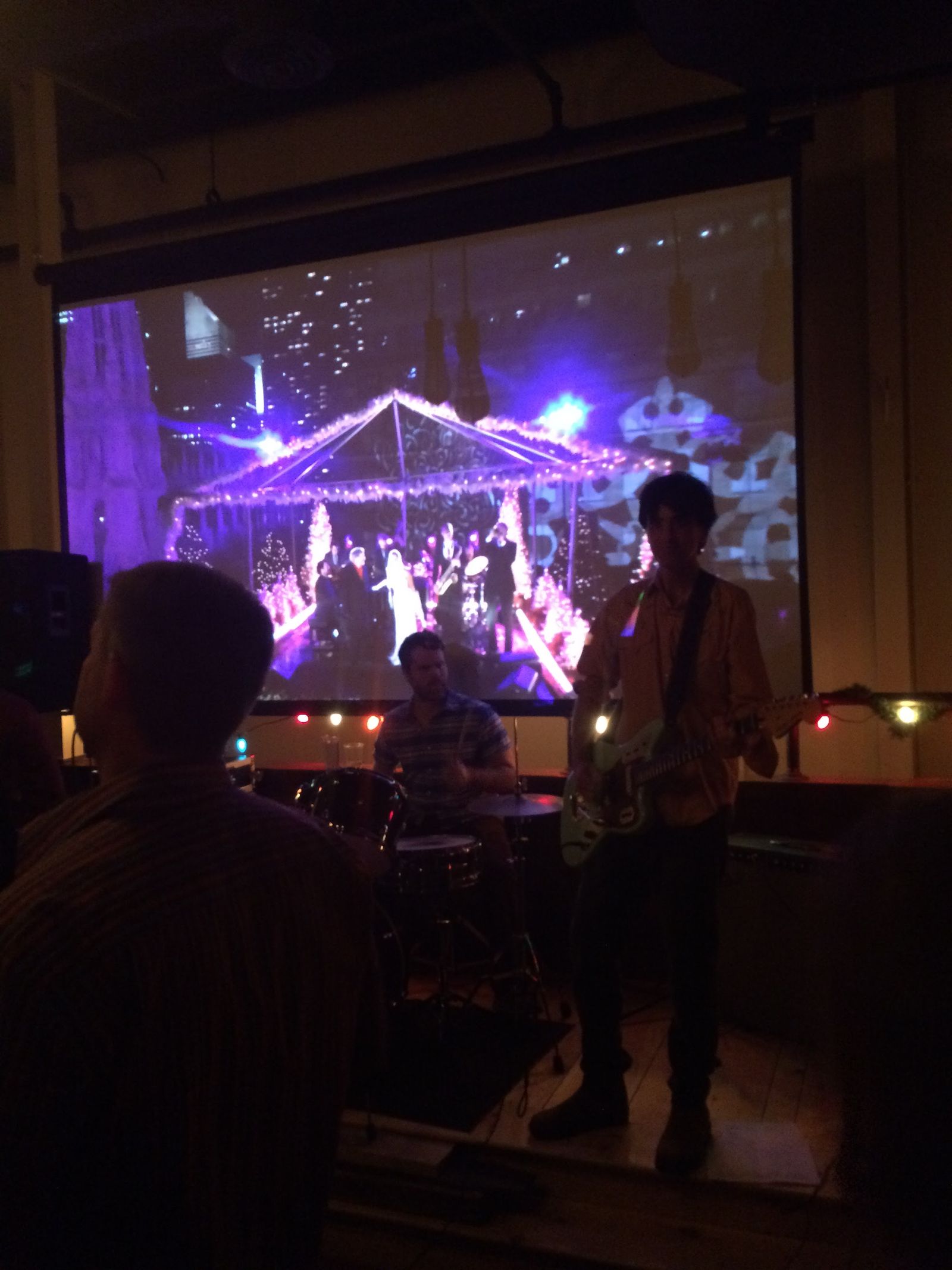 Barbacoa band rocking behind video of NYE 2014