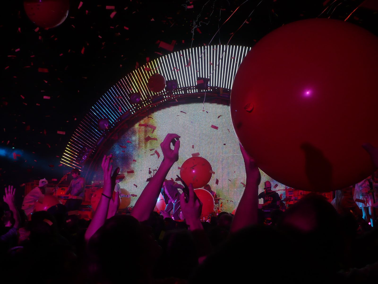 The Flaming Lips performing